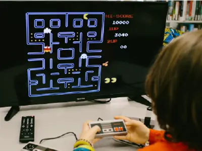Play---Video-Games-01.png